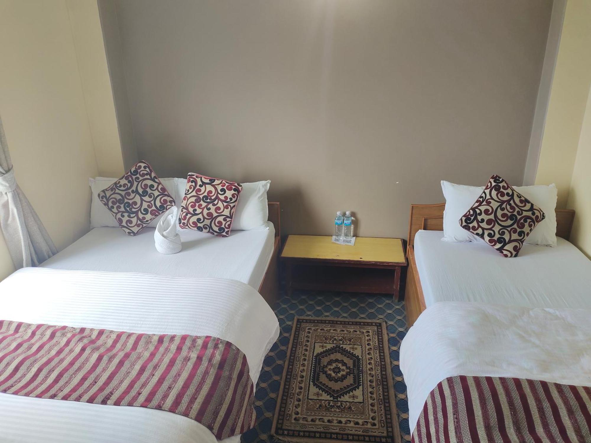 Hotel High Ground Inn Sarangkot Pókhara Pokoj fotografie